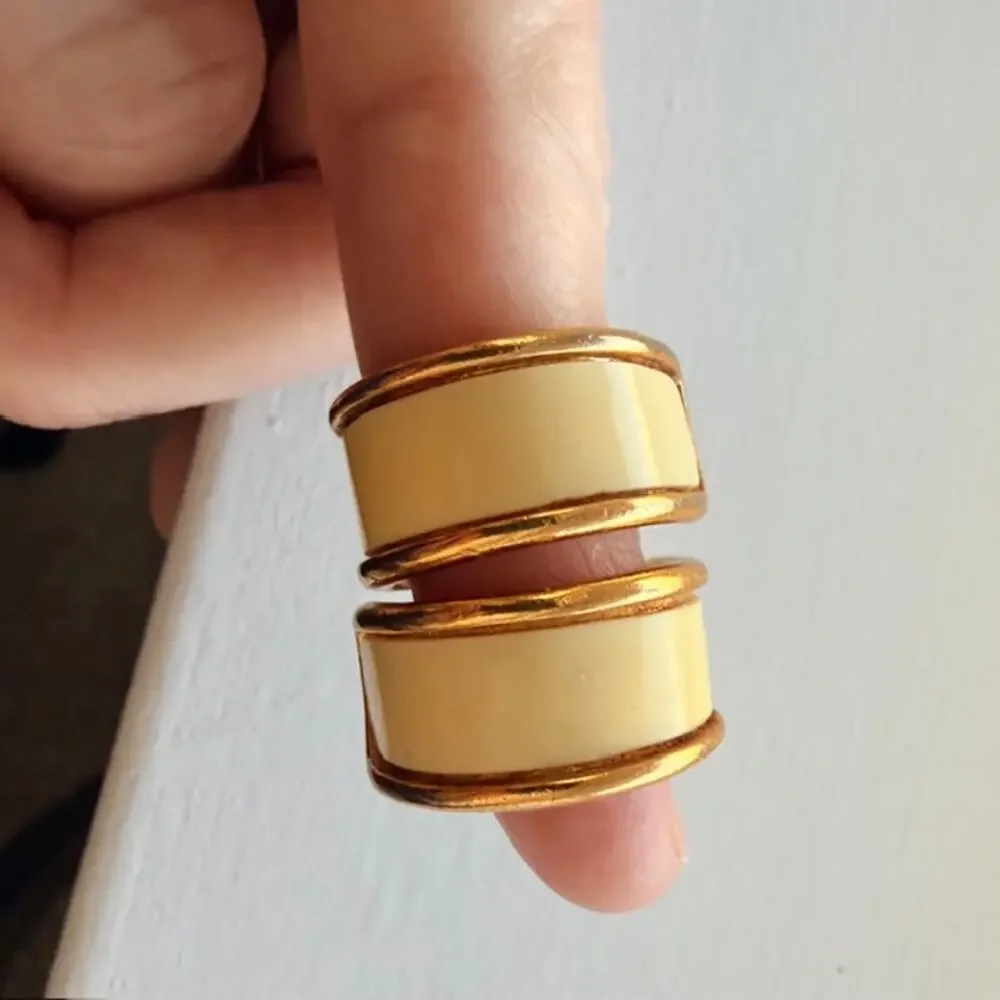 Orena Vintage Clip-On Gold Tone Cream Enamel Polished‎ Half-Hoop Earrings 1970s